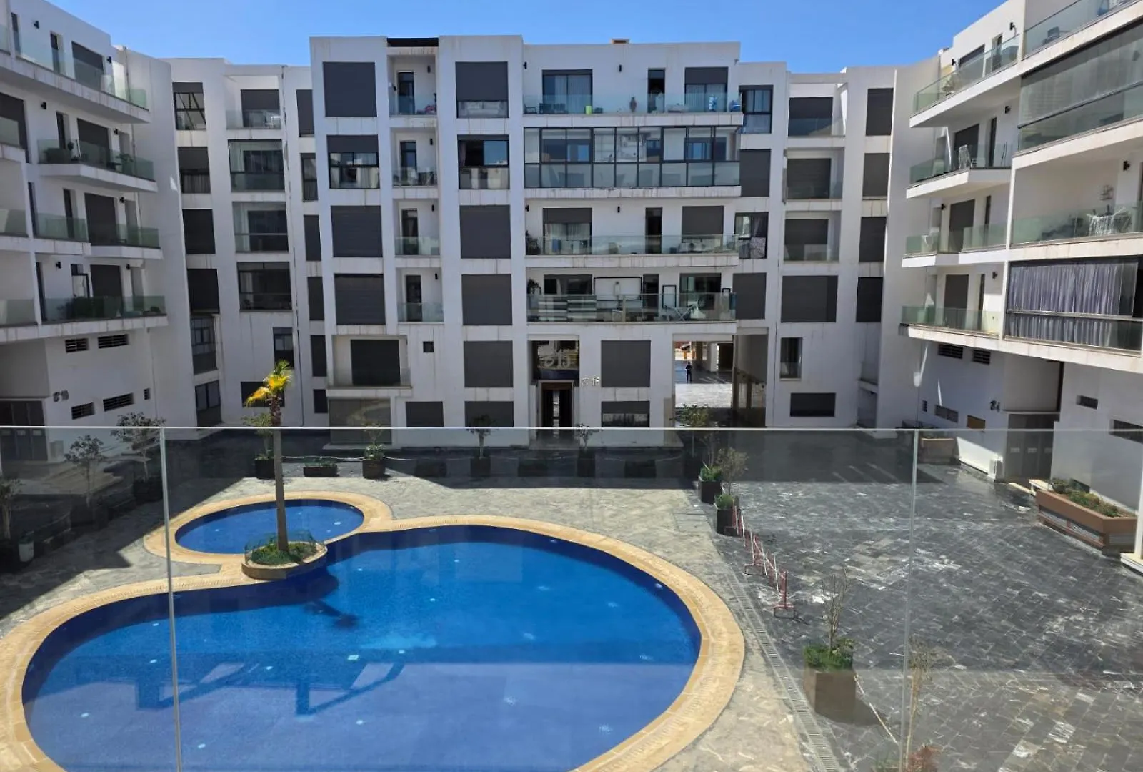 Confort & Luxe Avec Vue Piscine 5 Min De La Plage 阿加迪尔
